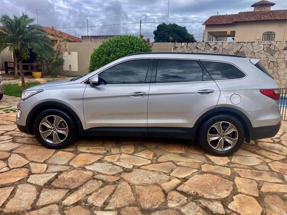 HYUNDAI GRAND SANTA FÉ 3.3 MPFI V6 4WD GASOLINA 4P AUTOMÁTICO HYUNDAI GRAND SANTA FÉ 3.3 MPFI V6 4WD GASOLINA 4P AUTOMÁTICO